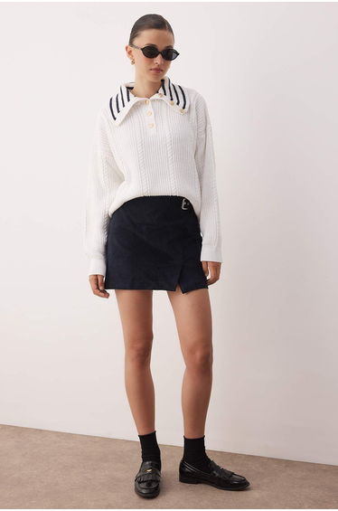 Ecru Hair Knitted Wide Pattern Turndown Collar Knitwear Sweater