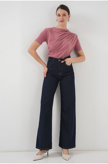 Short Sleeve Sandy Blouse with Gathered Detail