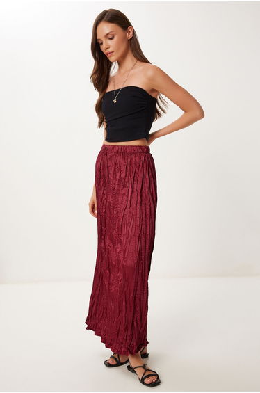 Women's Burgundy Wrinkled Effect Satin Surface Skirt