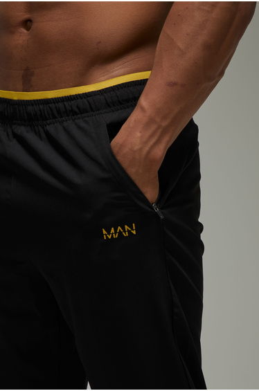 Man Active Gold Tapered Stretch Woven Jogger - black product thumbnail 3