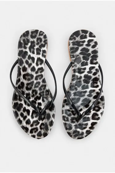 Multi-Colored Wide Fit Women's Flip Flop Slippers