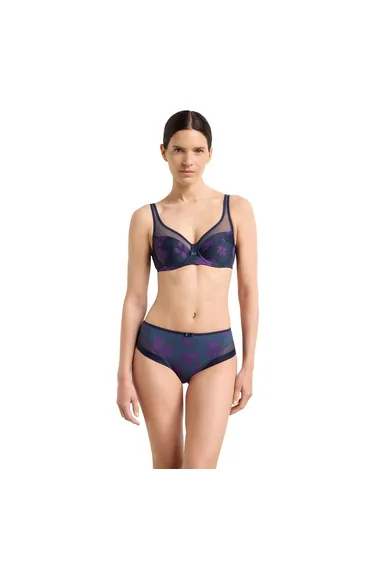 Generous Full Cup Bra