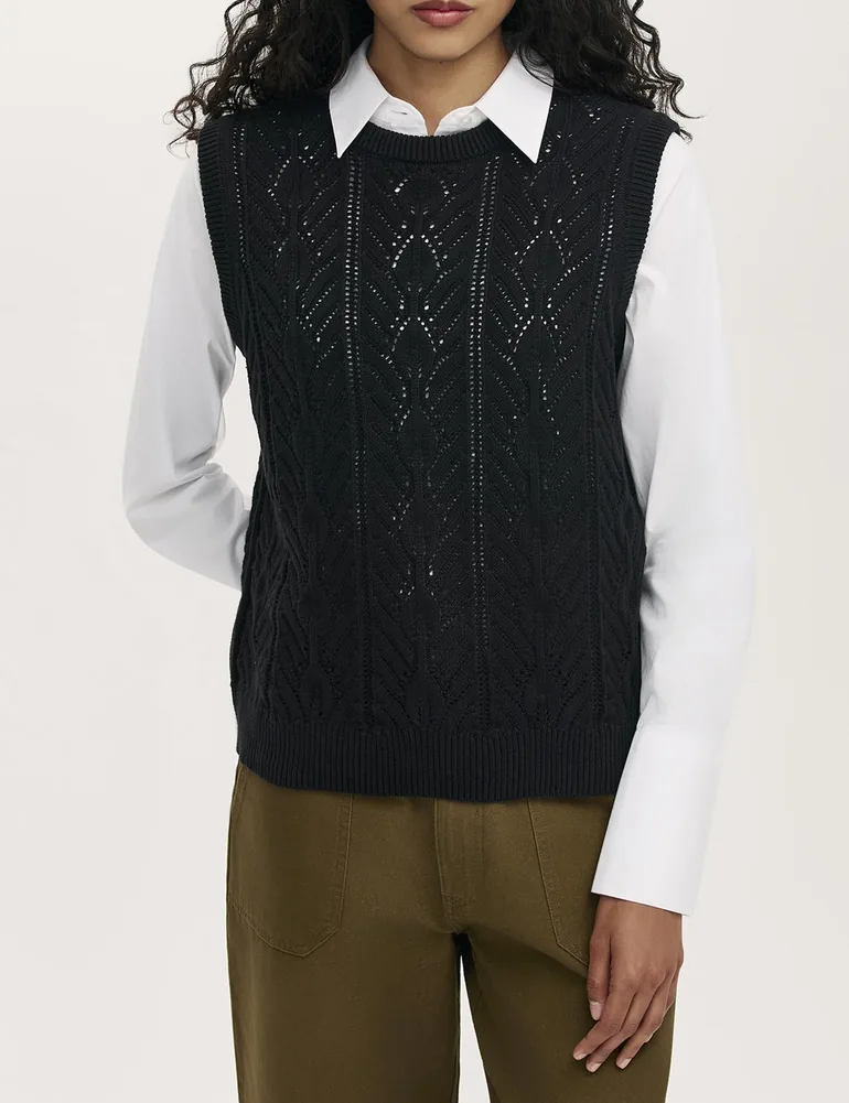 Prim Round Neck Knitted Vest - 1