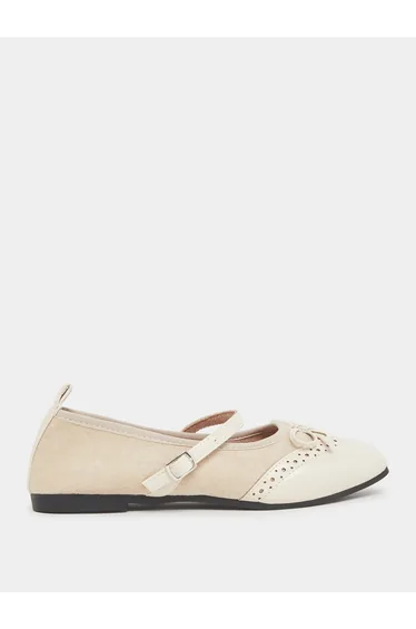 Buckled Strap Bow Detail Ballerina