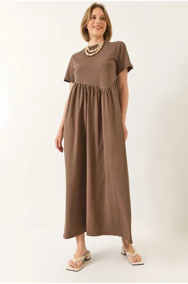 LUCCI Maxi Crew Neck Loose Knit Dress