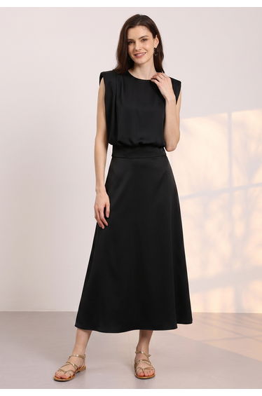Lustrous Satin Flare Hem Maxi Skirt in Black