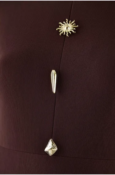 فستان ترينديول كيرف بني ميدي بقصة مستقيمة - للمقاسات الكبيرة