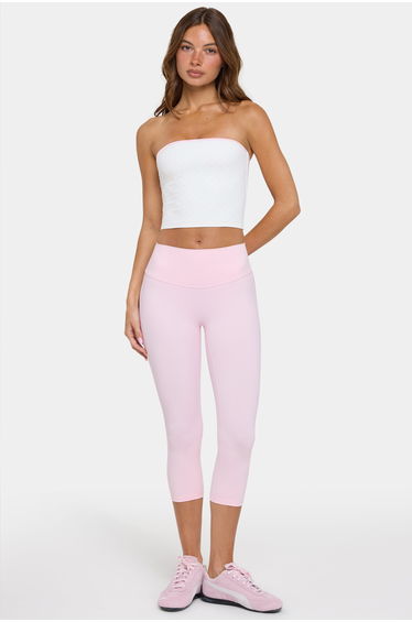 Soft Active Capri Leggings in Sorbet