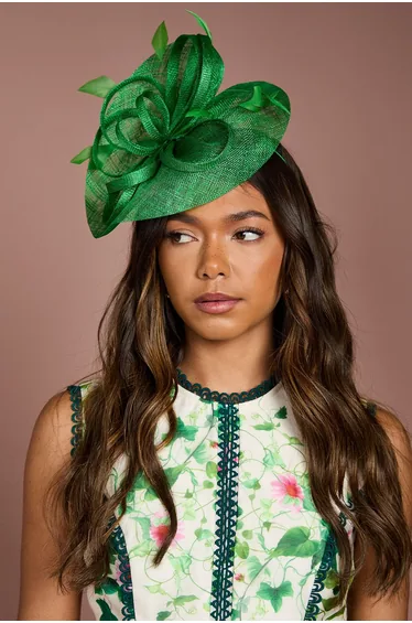 Loop And Feather Upturn Disc Fascinator