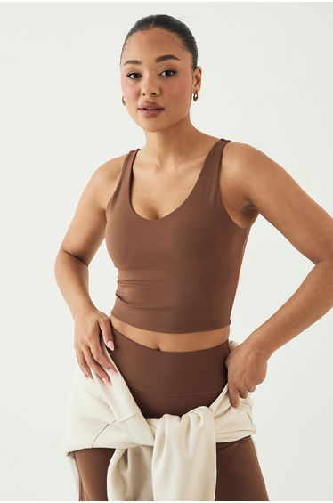 DSGN Studio Sculpt Plunge Longline Sports Bra - mocha
