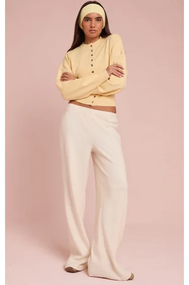 كارديغان بريتي ليتل ثينق أصفر بأكمام طويلة