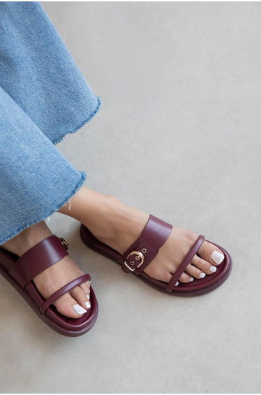 Zeus Women's Buckle Detail Daily Comfort Leather Slippers Claret Red