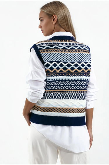 Geometric Knit Sweater Vest product thumbnail 4