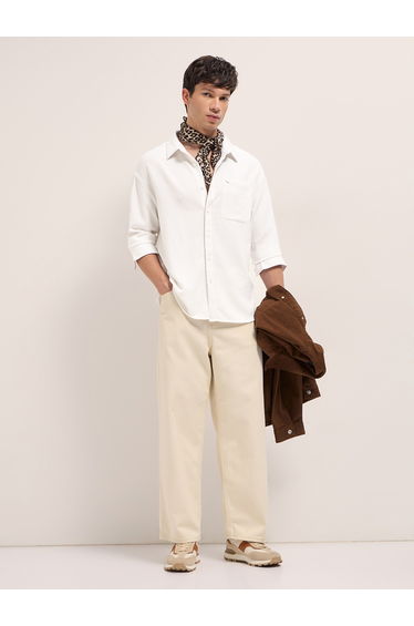 Men Woven Textured Relaxed Fit Casual Shirt