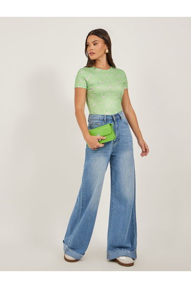 Ribbed Printed Round Neck Fitted T-Shirt