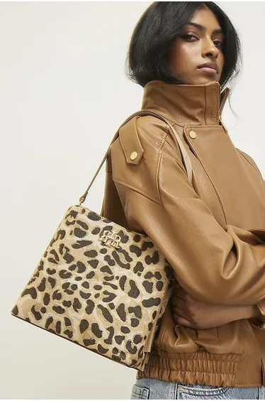 Beige Leopard Jacquard Bucket Bag