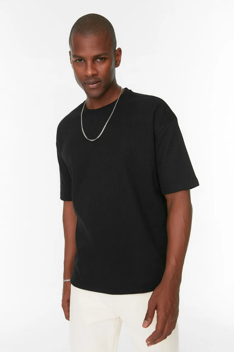 T-Shirt - Black - Oversize