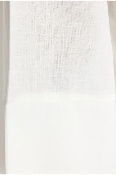 كيمونو لون أبيض