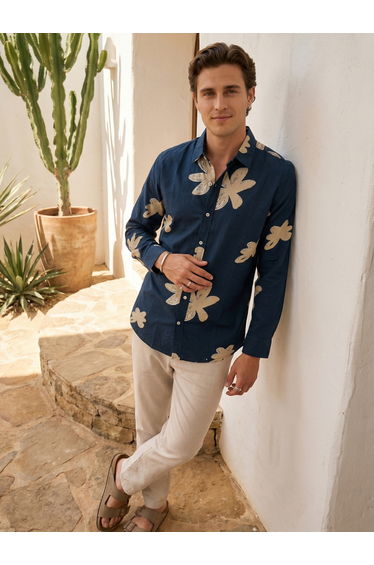 Men Relaxed Floral Print Casual Shirt