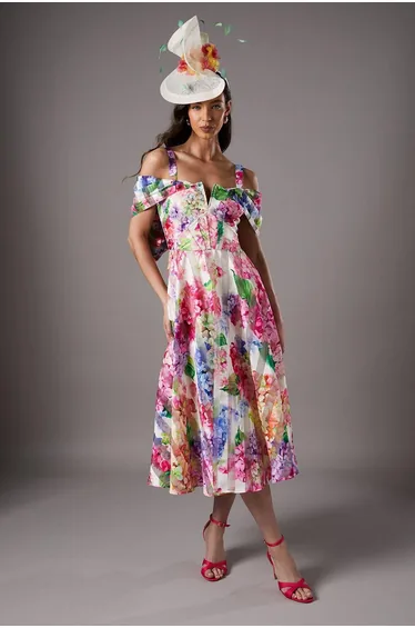 فستان ميدي أورجانزا بأكتاف مكشوفة بطبعة