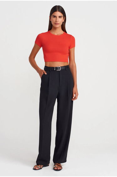 Dilvin Women's Crop Slim-Fit Crew Neck T-Shirt