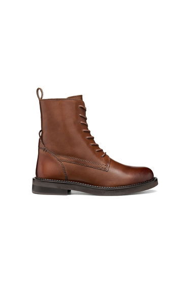 Serilda Breathable Lace-Up Leather Ankle Boots