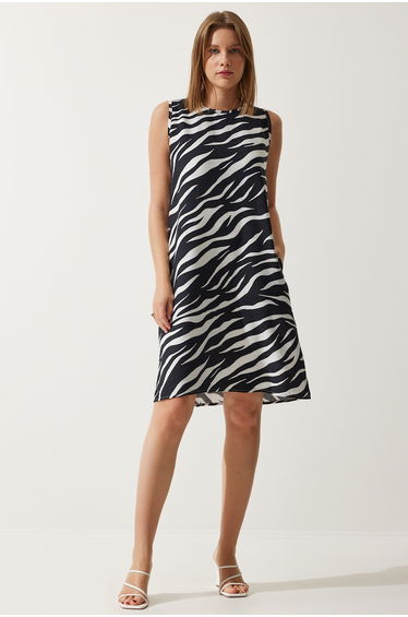 Happiness İStanbul Black A-Line Mini Shift Dress