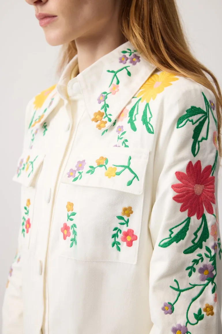 جاكيت بتطريز بأزهار - 5