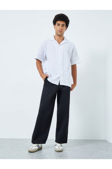 Men Black Solid Baggy Pants with Key Loop