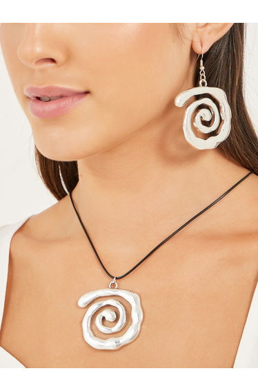 Shell Drop Necklace and Dangle Earrings Set