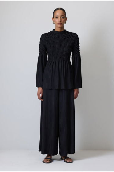 PLEASED BLOUSE PANTS SET