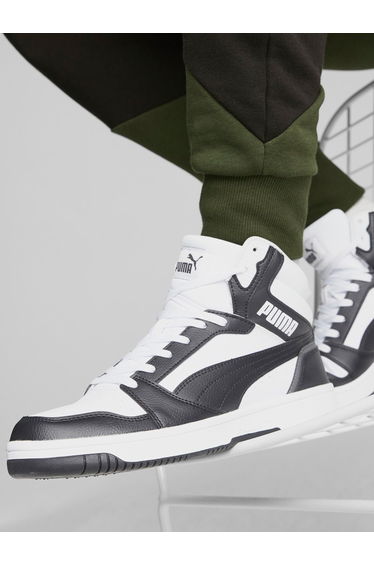 Rebound V6 Mid Sneakers