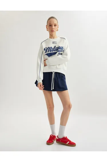Raised College Printed Crew Neck Long Sleeve Oversize Sweatshirt
