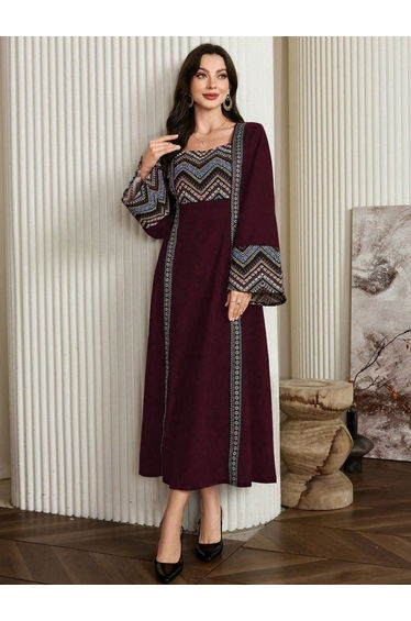 Women Graphic Print Square Neck Jalabiya
