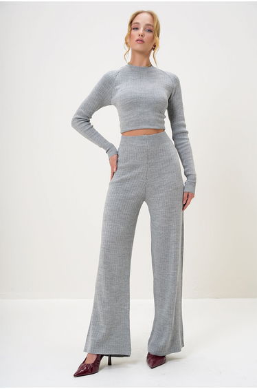 Women's Gray Crew Neck Knitwear Crop Blouse and Palazzo Pants Set