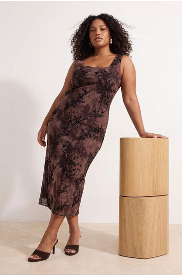 Brown Flock Printed Maxi Knitted Plus Size Dress