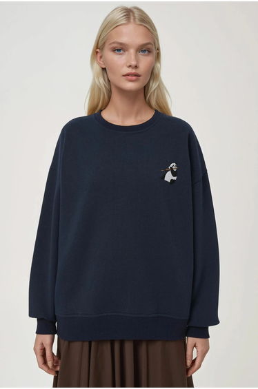 Comfort Animal Pattern Embroidered Crew Neck Sweatshirt