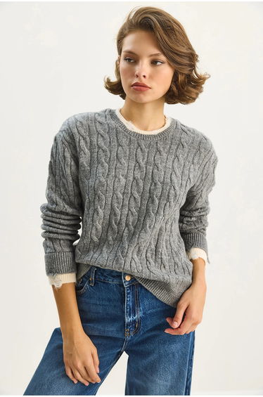 LUCCI Hair Braid Patterned Sweater