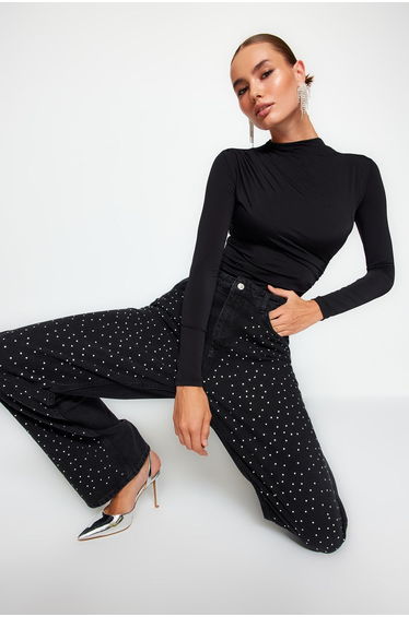 Black Fitted Collar Detailed Bodysuit