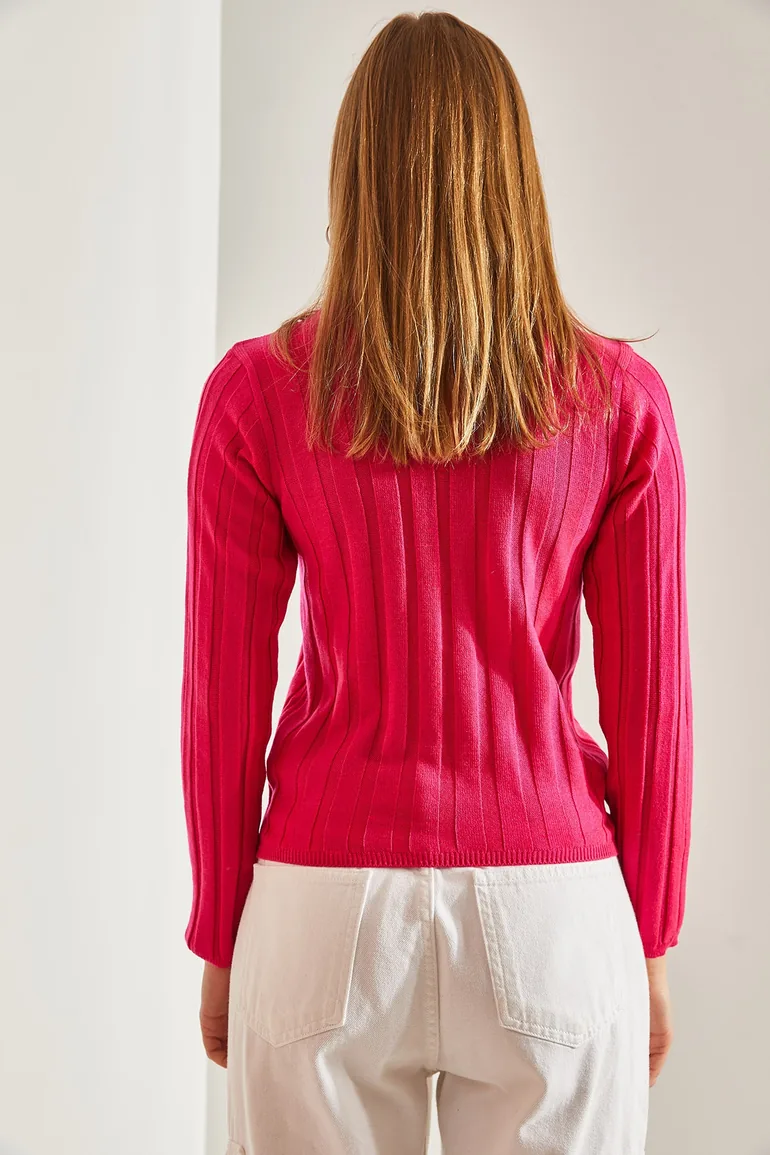 Women's Turtleneck Ribbed Knitwear Sweater - 1