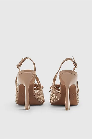 حذاء كعب عالي ريفر ايلاند باللون البيج