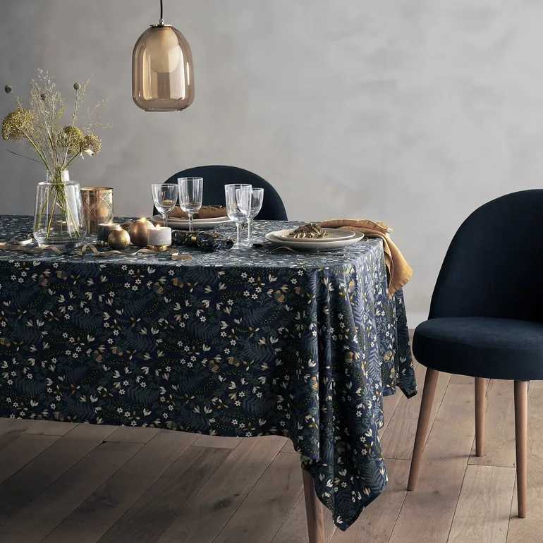 Longina Floral Print Tablecloth in Washed Cotton