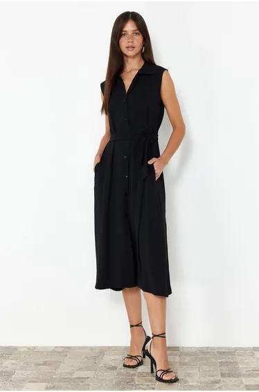 Black Sleeveless Shirt with Black Plain Belt