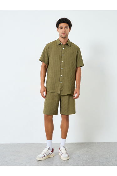 Men Textured Spread Collar Shirt and Shorts Co-Ords