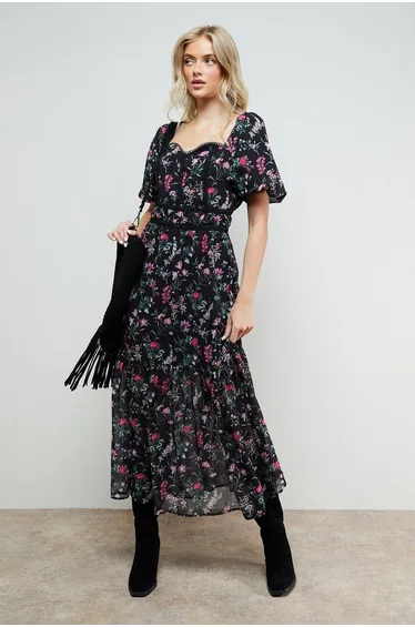 Lace Trim Puff Sleeve Midaxi Dress