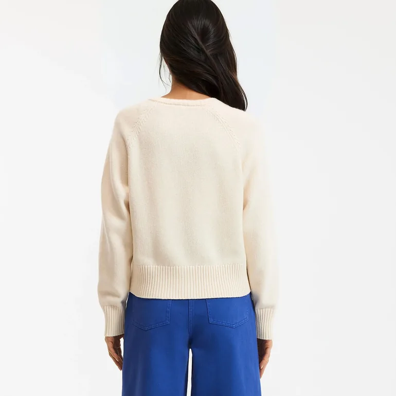 Wool/Cotton Short Crew Neck Buttoned Cardigan - 3