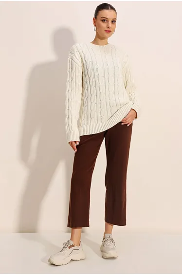 Thick Knit Knitwear Sweater - White