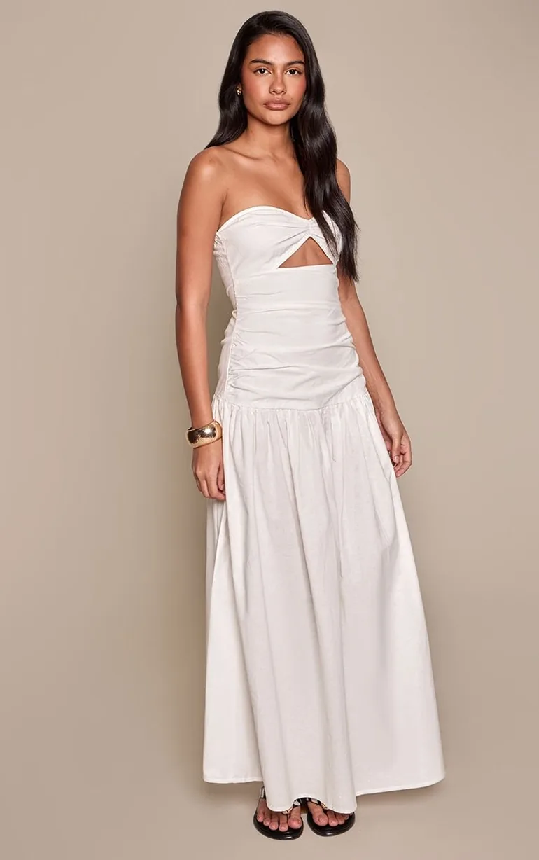 White Linen Look Bandeau Cut Out Bust Detail Maxi Dress Prettylittlething White : Holiday Dresses : VogaCloset Qatar White Linen Look Bandeau Cut Out Bust Detail Maxi Dress Prettylittlething White : Holiday Dresses : VogaCloset Qatar