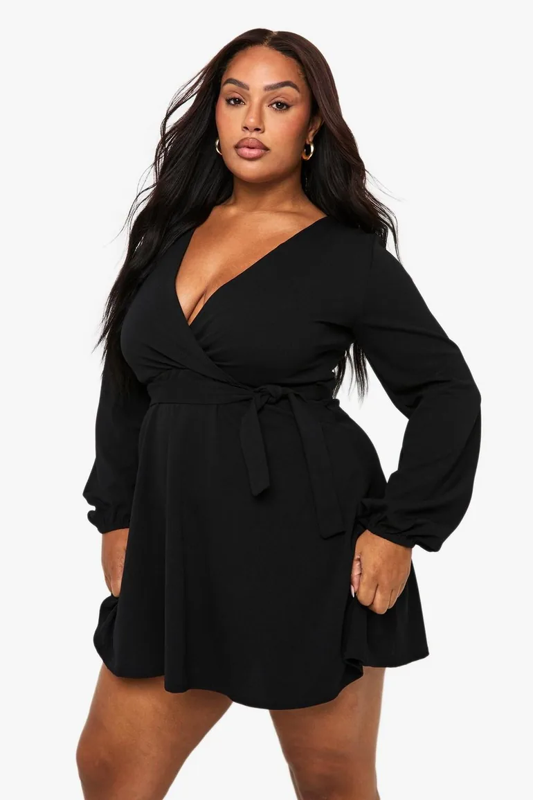 boohoo plus skater dress boohoo Women's Plus Bengaline Plunge Skater Dress in Black