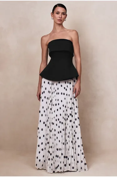 فستان كلوب ال لندن شيفون طول الأرض منقط على شكل حرف A بلا أكتاف